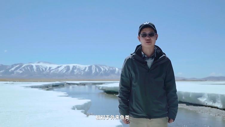 【如何看待外来物种入侵西藏】历时三年,走过15000公里的西藏流域,这是纪录片《西藏守渔人